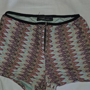 Zigzag Patterned Knit Skirt